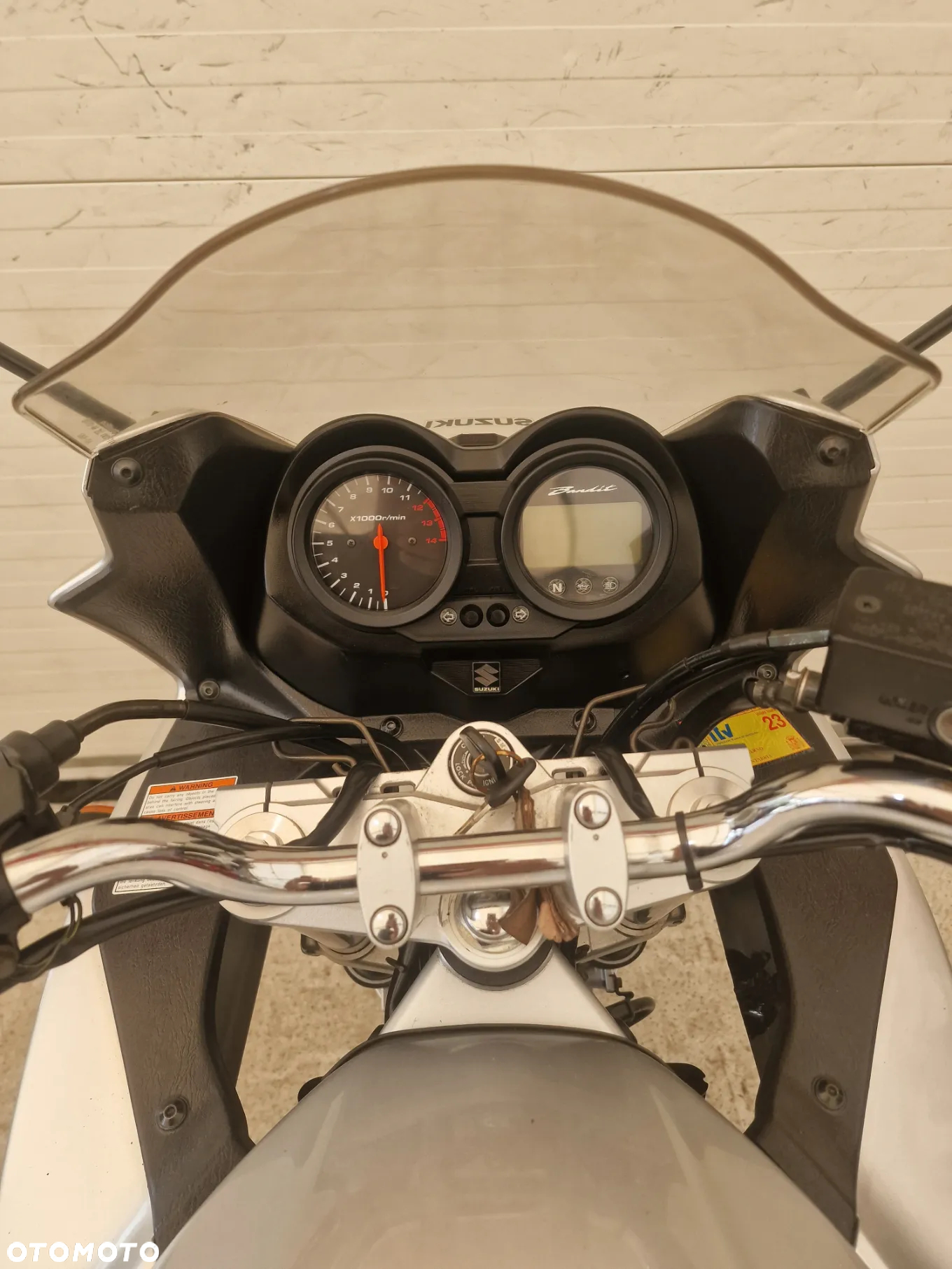 Suzuki Bandit - 24