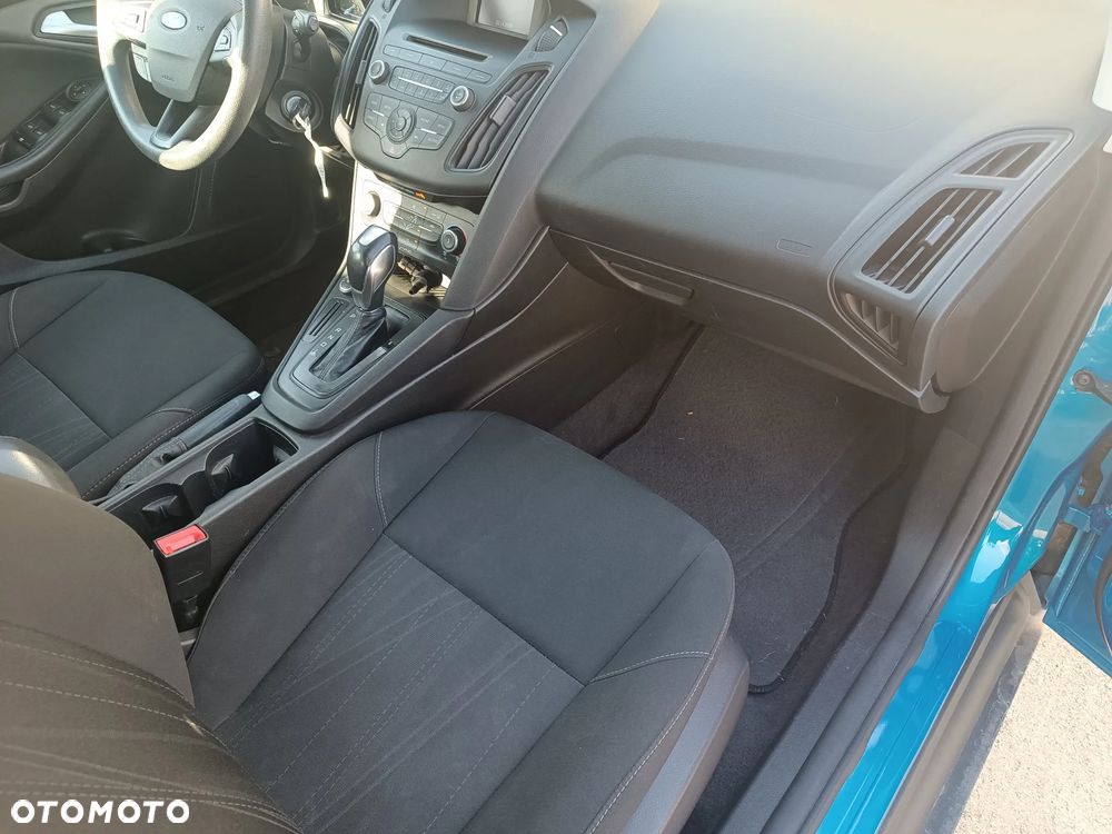 Ford Focus - 21