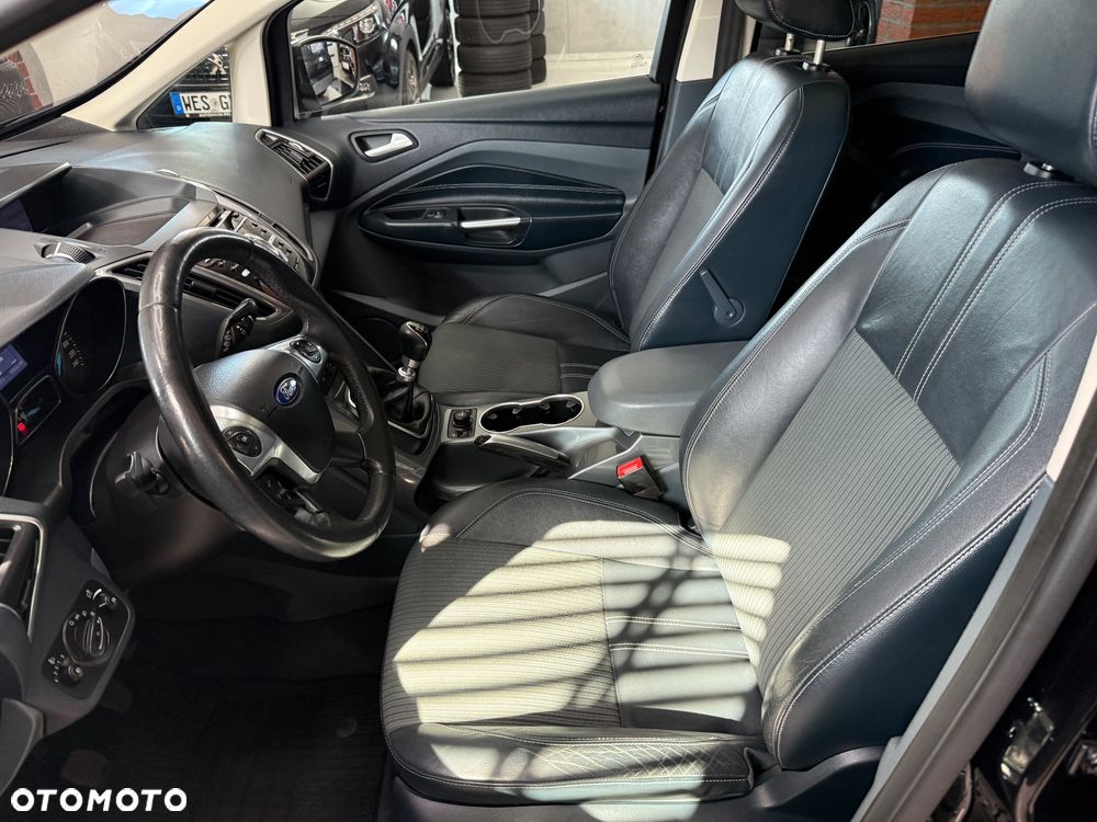 Ford C-MAX 2.0 TDCi Titanium - 17