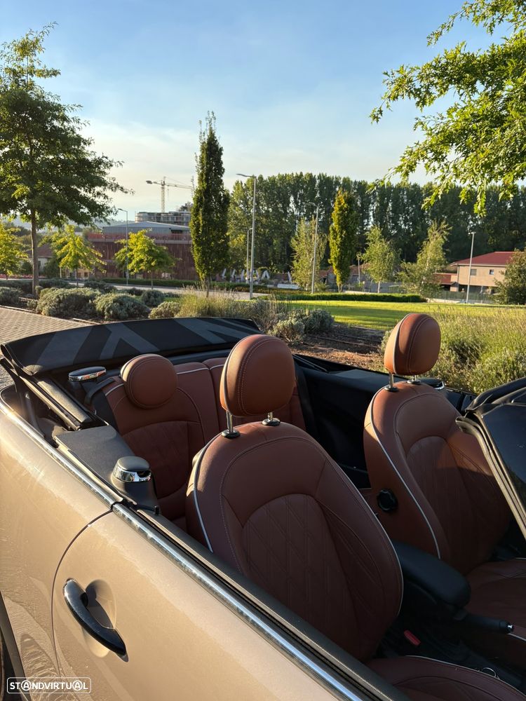 MINI Cabrio - 8