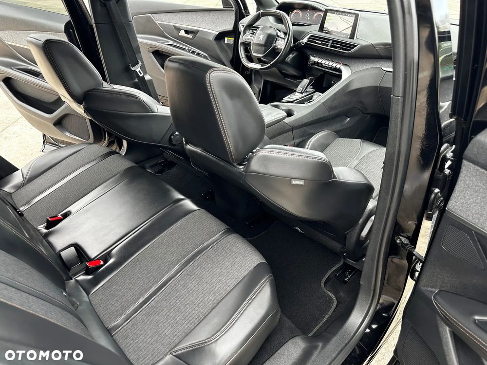 Peugeot 3008 - 22