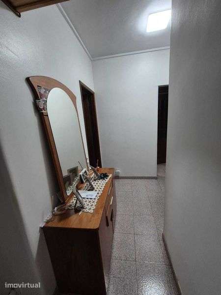Arrendamento T2 em odivelas, 400 metros do metro - Grande imagem: 3/11