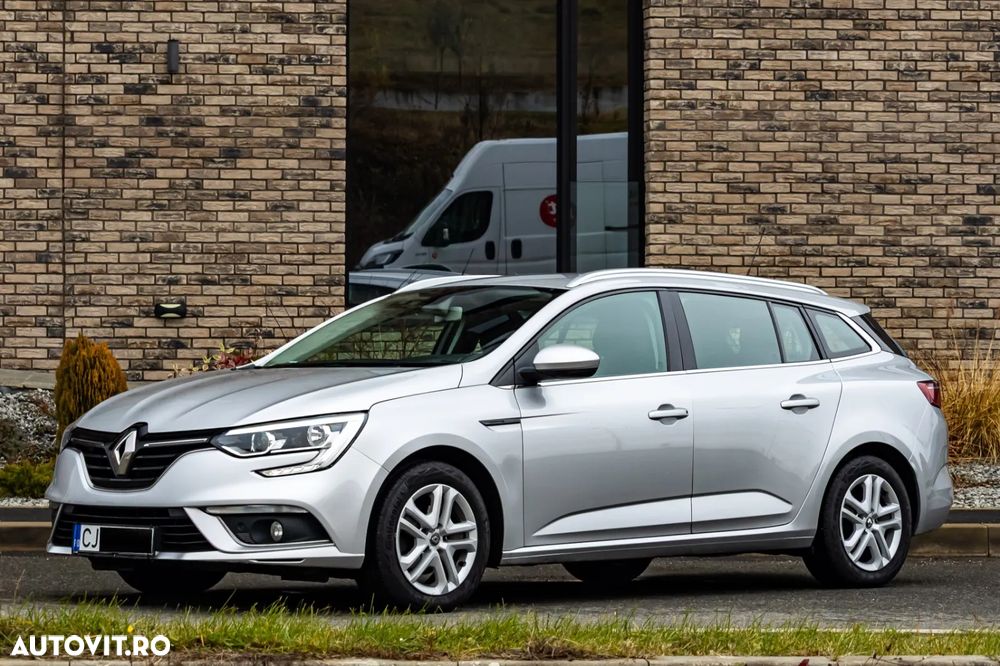 Renault Megane Blue dCi 116 Intens - 10