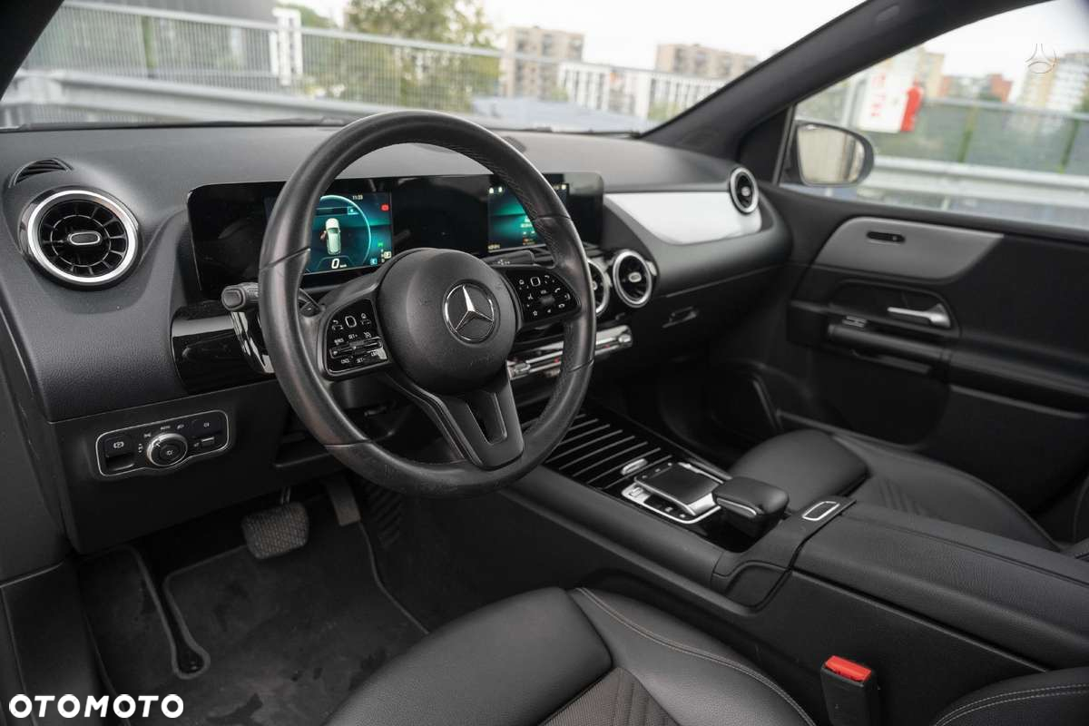 Mercedes-Benz Klasa B 180 7G-DCT Edition 19 - 5