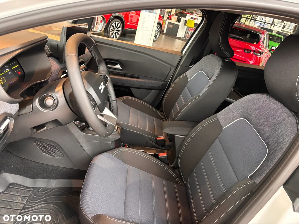 Dacia Jogger 1.8 Full Hybrid 155 Journey MMT - 11