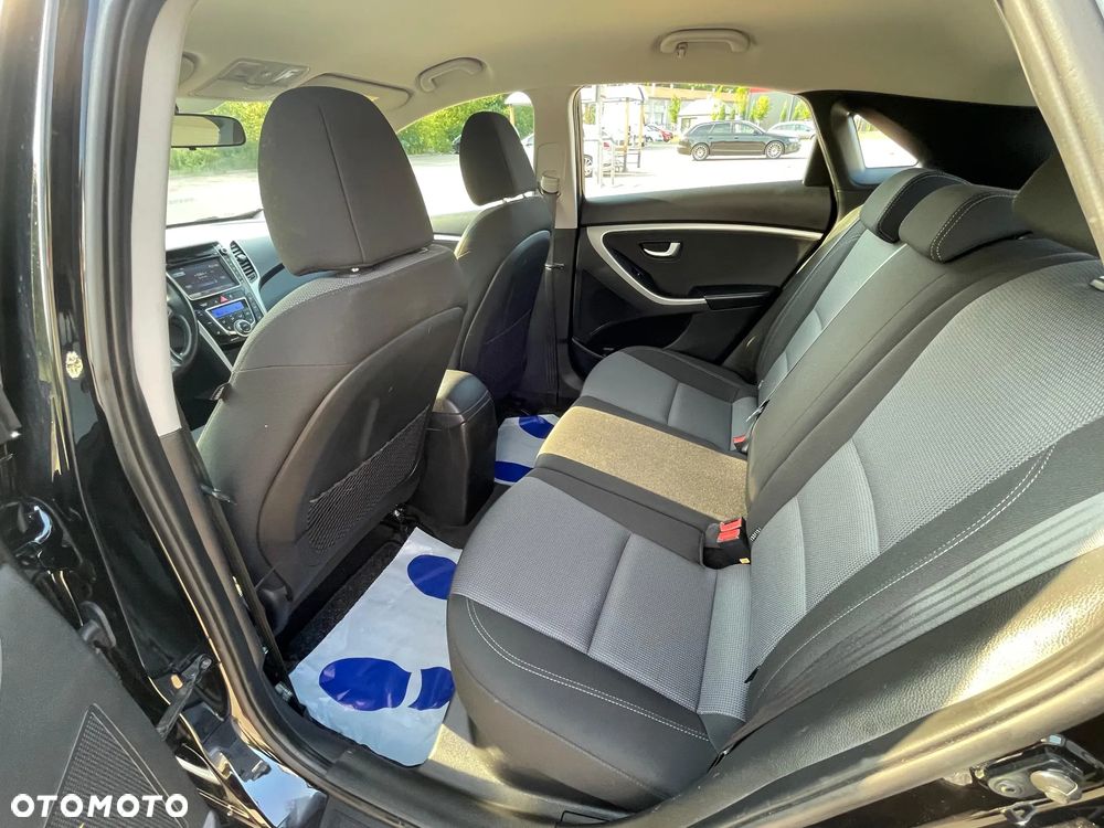 Hyundai i30 blue 1.6 GDI YES Gold - 11