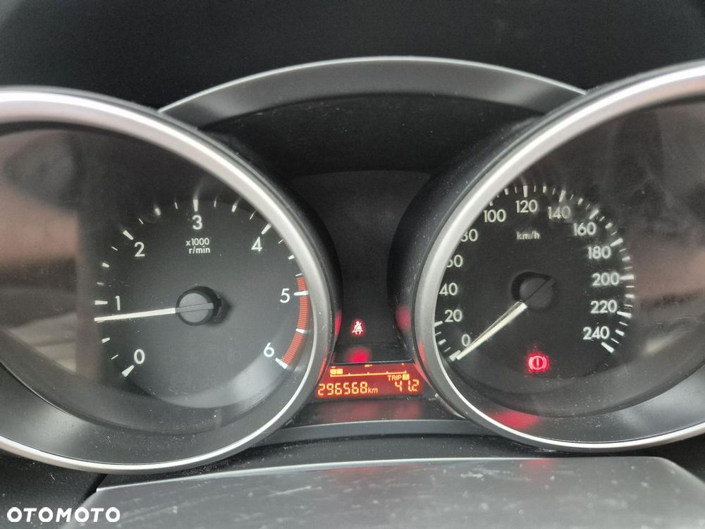 Mazda 5 - 18