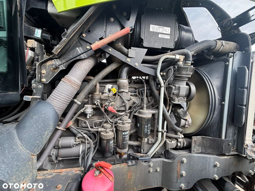 Claas AXION 810 - 18