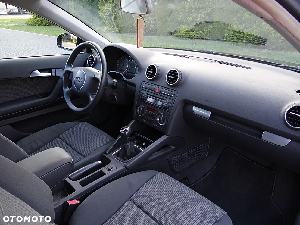 Audi A3 1.6 Ambition - 30