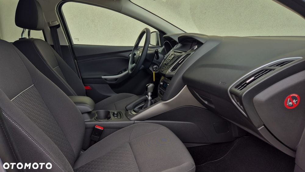 Ford Focus 1.0 EcoBoost Titanium - 32