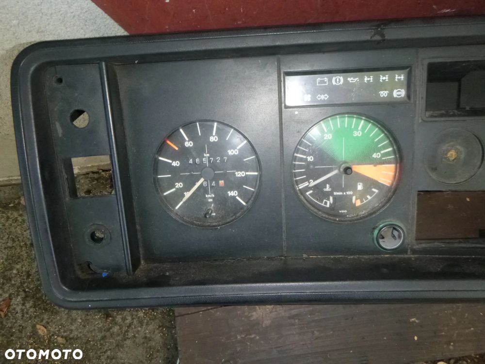 LICZNIK Z OBROTOMIERZEM VW LT I 77-95 - 3