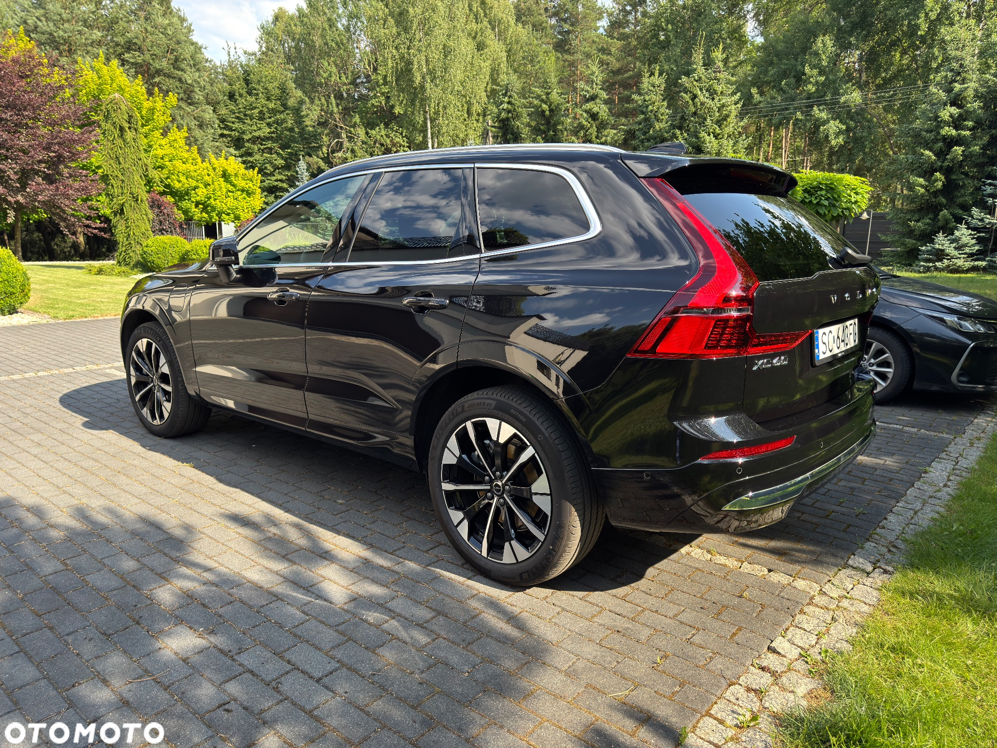 Volvo XC 60 T6 Plug-In Hybrid AWD Ultra Bright - 4