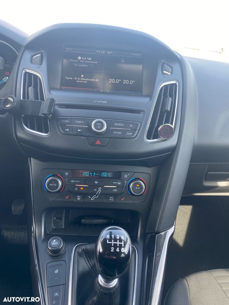 Ford Focus 1.0 EcoBoost Start Stop Titanium - 11