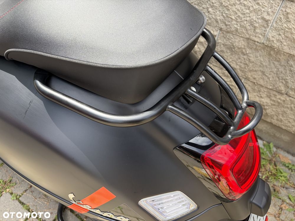 Vespa GTS - 20