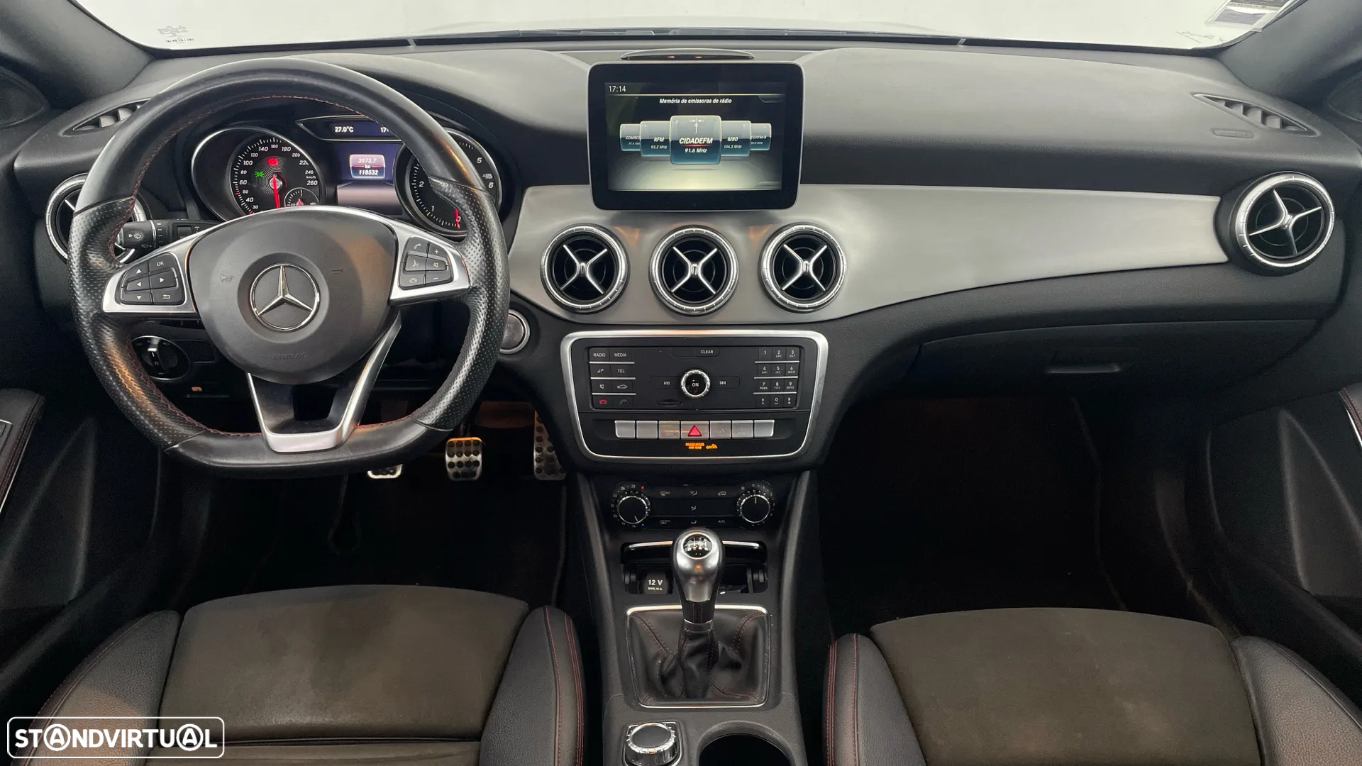 Mercedes-Benz CLA 200 d Shooting Brake AMG Line - 9