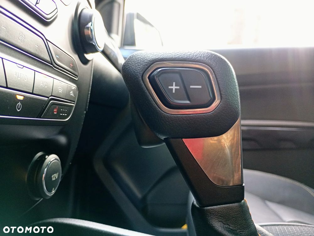 Ford Ranger 2.0 EcoBlue 4x4 DC Wildtrak - 12