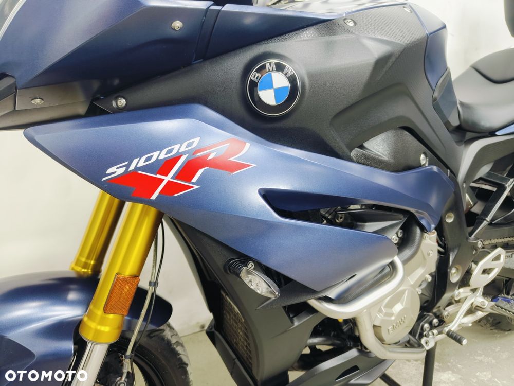 BMW S - 24
