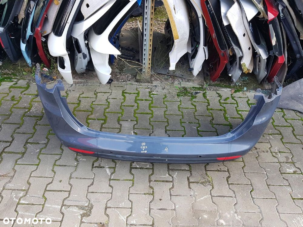 KIA CEED 2 II 12-16r KOMBI ZDERZAK TYŁ TYLNY D7 - 8