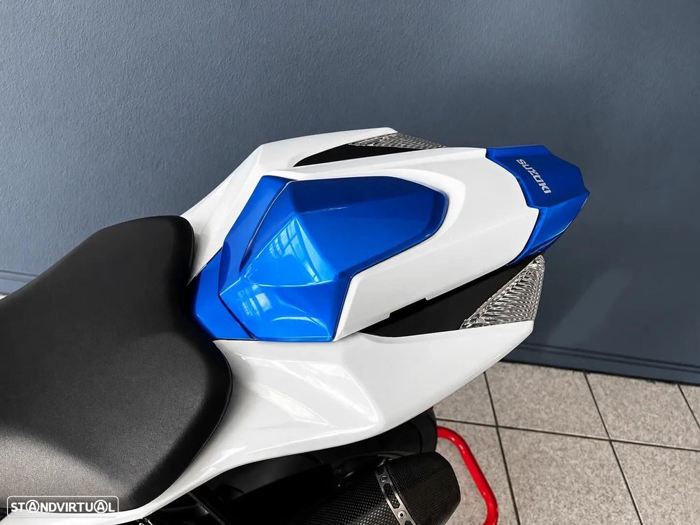 Suzuki GSX-R - 12