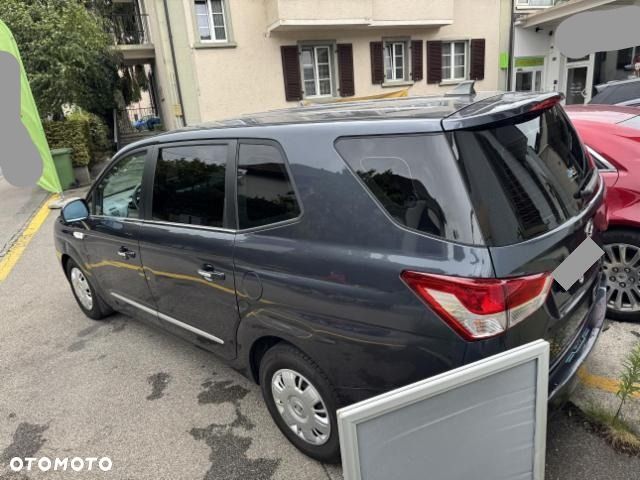 SsangYong/KGM Rodius 2.2 e-XDi220 Quarz - 4