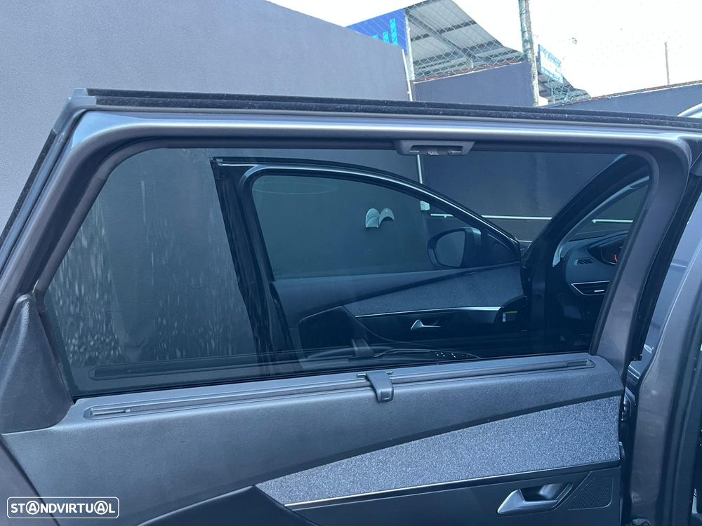 Peugeot 5008 1.5 BlueHDi Allure - 33