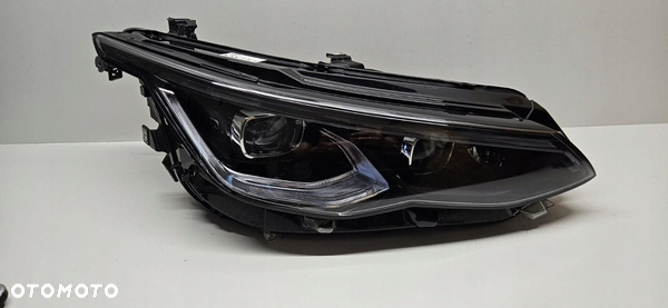 VW GOLF 8 VIII REFLEKTOR FULL LED MATRIX IQ LIGHT LAMPA PRAWA 5H1