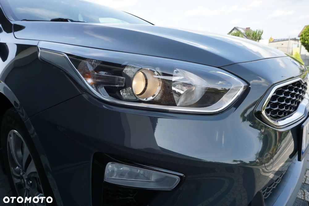 Kia Ceed 1.6 CRDi mHEV L Business Line DCT - 9