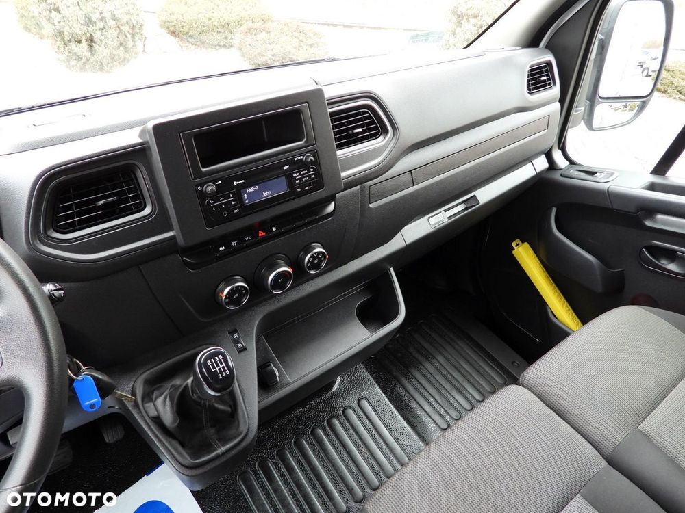 Renault MASTER PLANDEKA 10 PALET TEMPOMAT LEDY PNEUMATYKA KLIMATYZACJA  165KM - 32