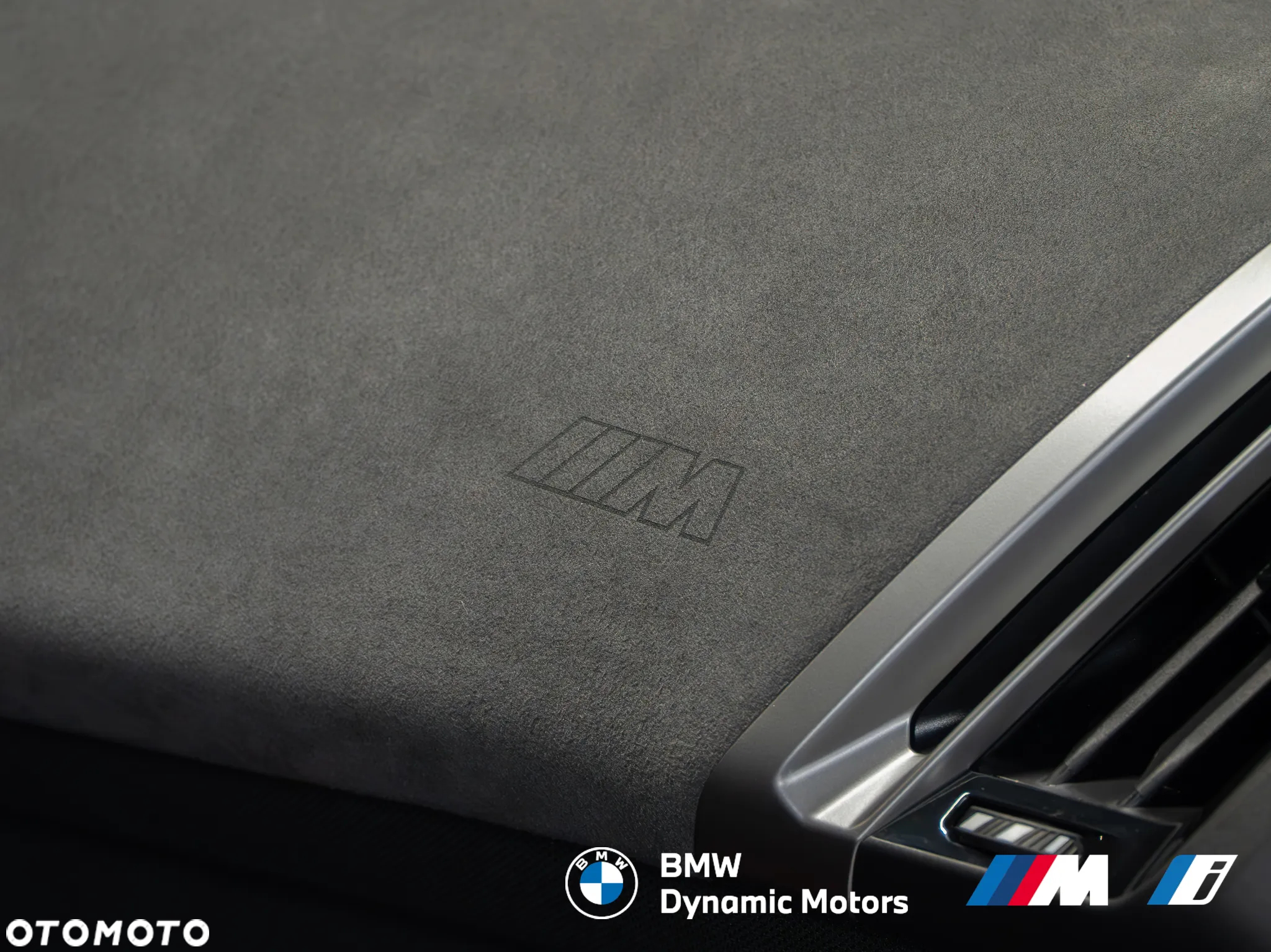 BMW iX xDrive45 - 28