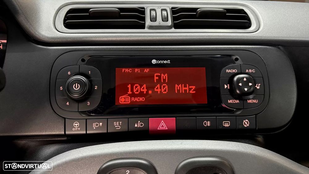 Fiat Panda 1.0 Hybrid City - 28