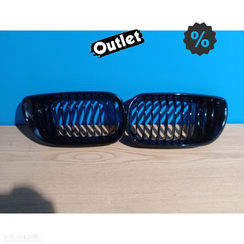 R100444C4 GRELHAS FRONTAIS BMW E46 BERLINA TOURING 01-05 PRETO BRILHANTE - 4
