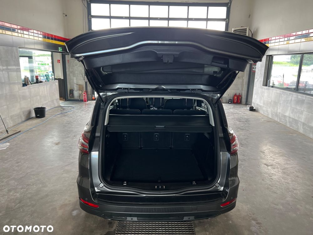 Ford S-Max - 20