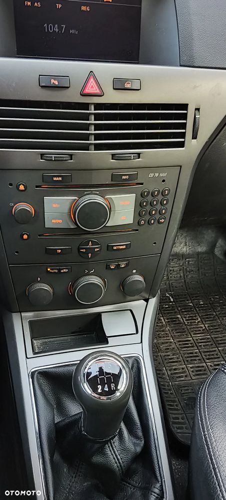 Opel Astra 1.7 CDTI Cosmo - 3