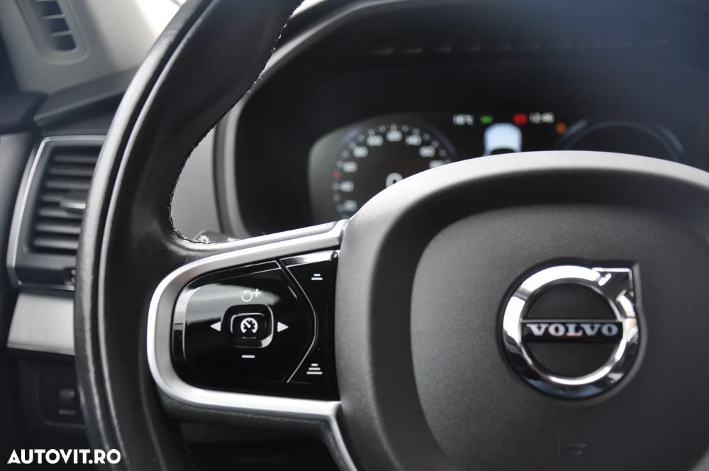 Volvo XC 90 - 24