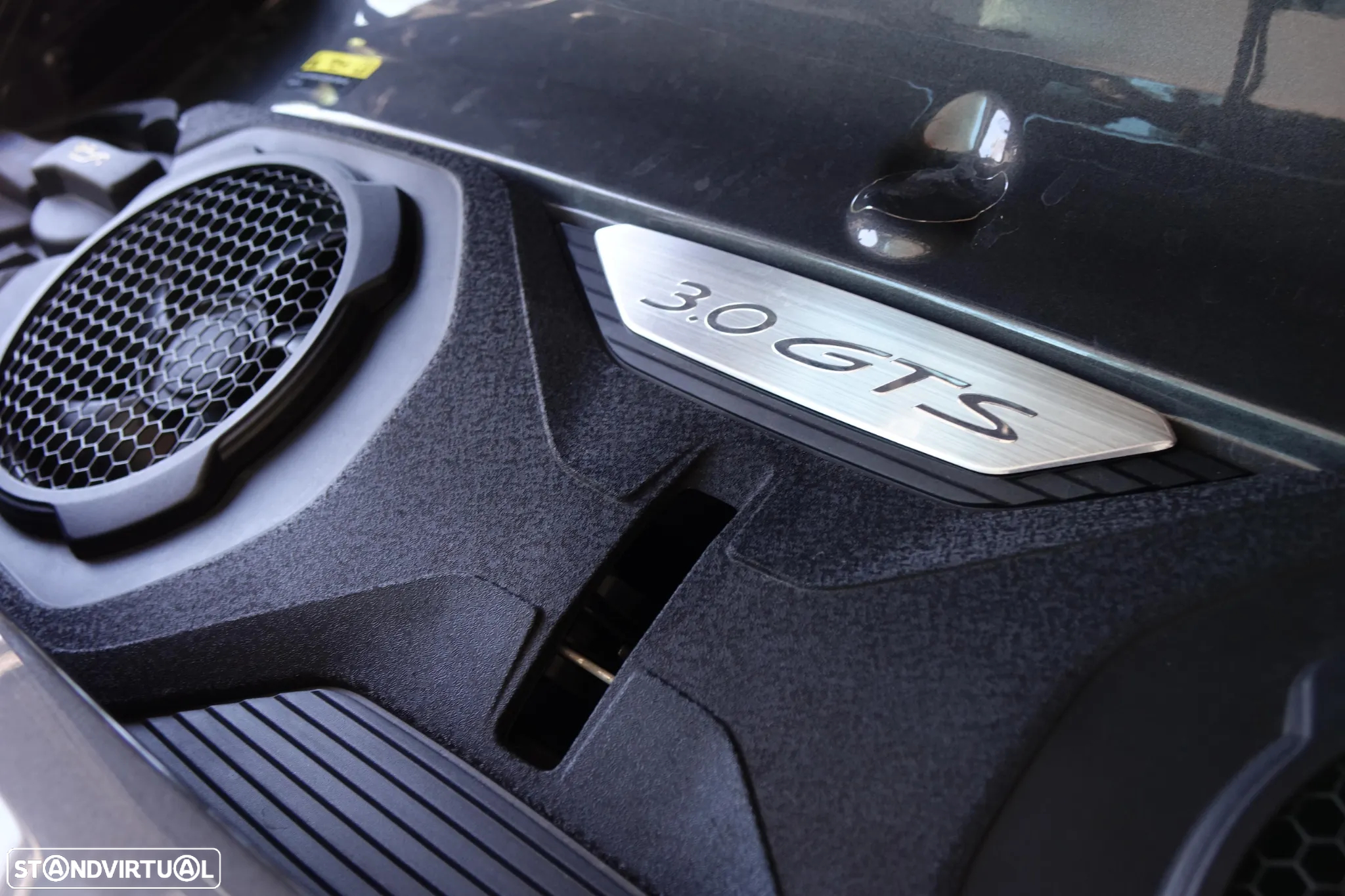 Porsche 911 (992) Carrera 4 GTS PDK - 36