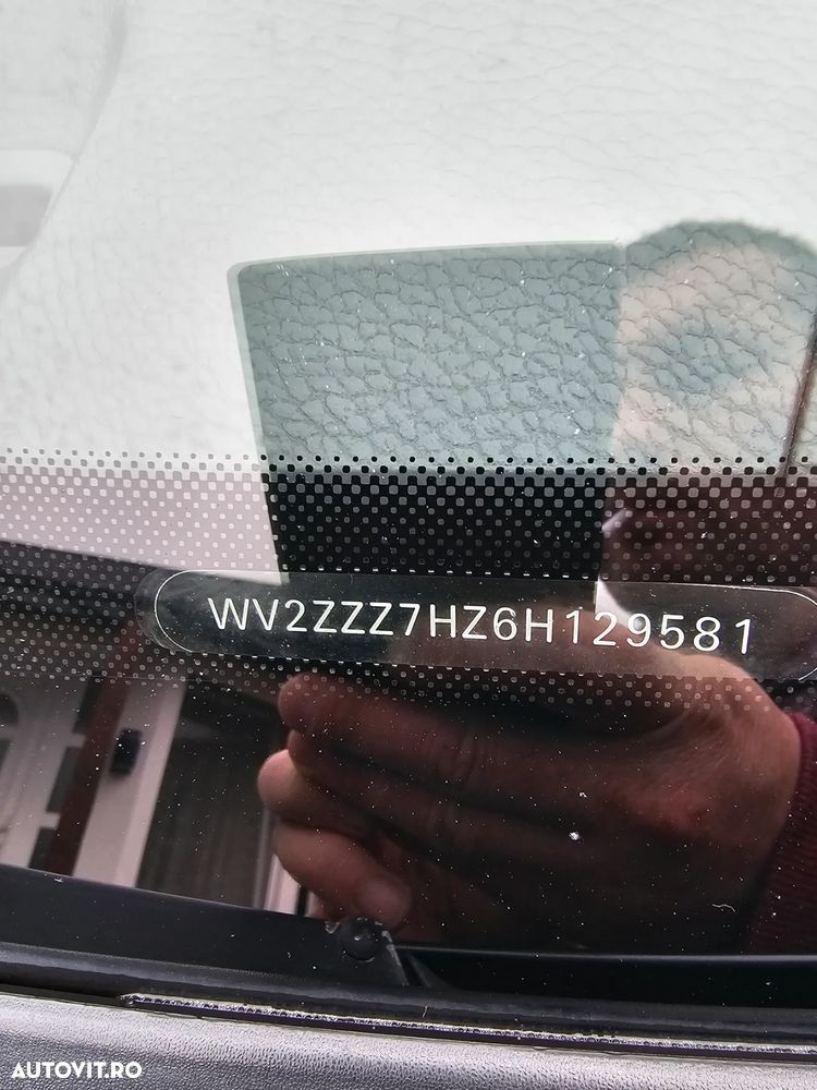 Volkswagen Multivan - 14