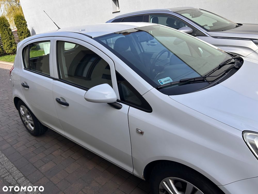 Opel Corsa - 4