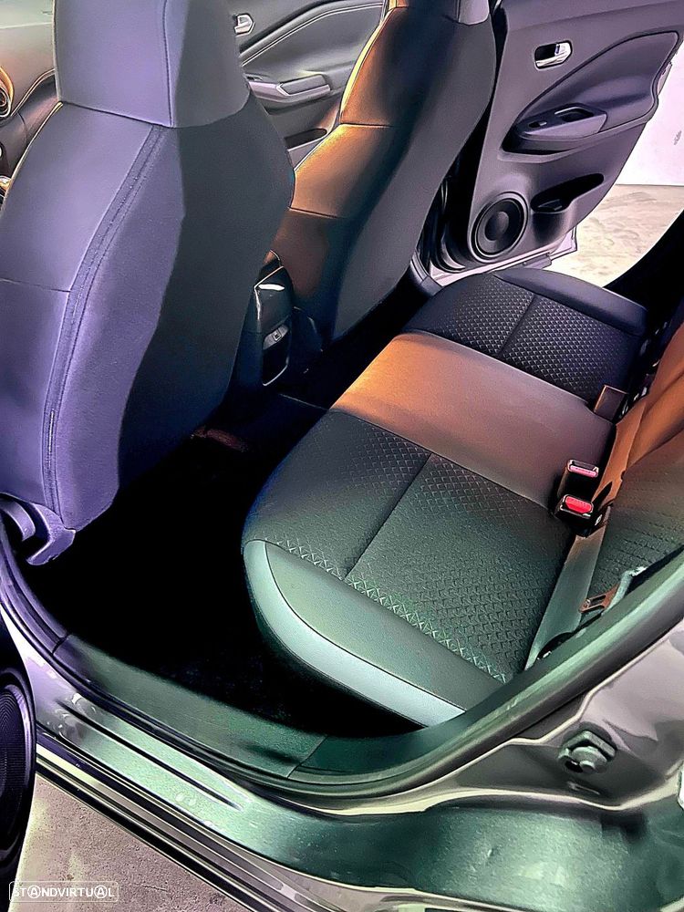 Nissan Juke 1.0 DIG-T N-Connecta Two Tone DCT - 17