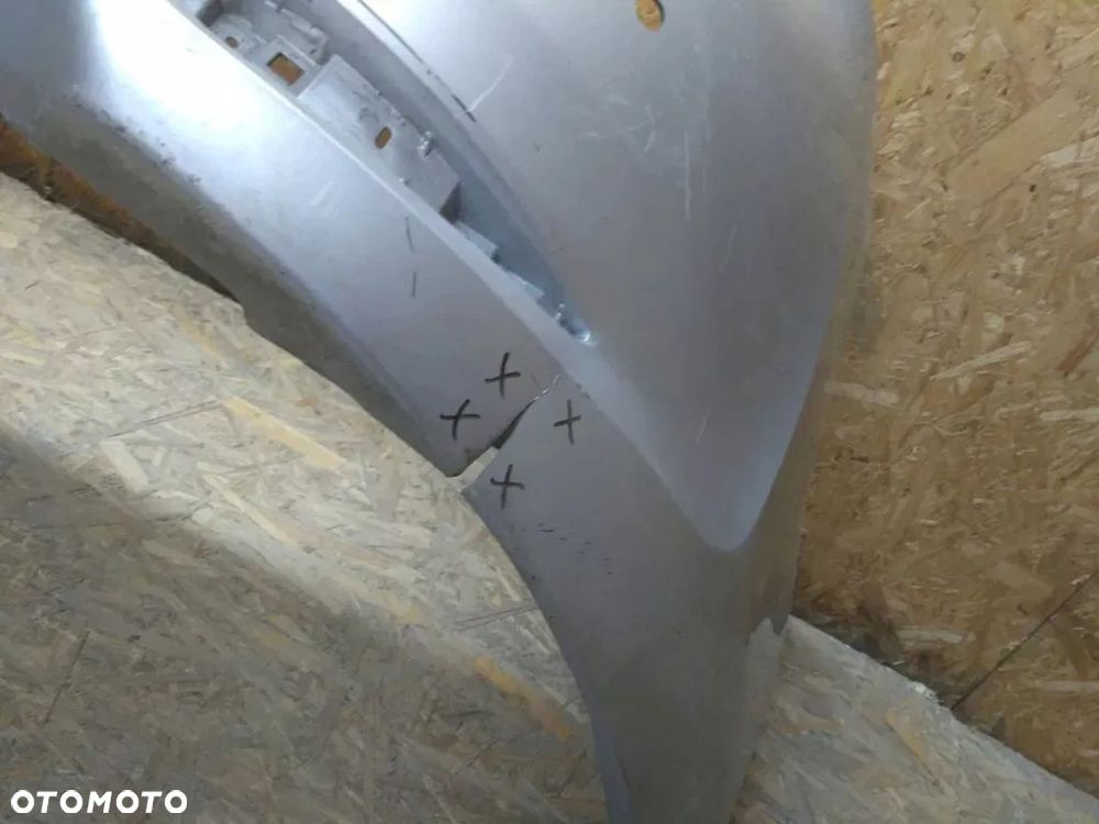 AVENSIS T27 SEDAN II LIFt 2015- zderzak tylny tył - 4