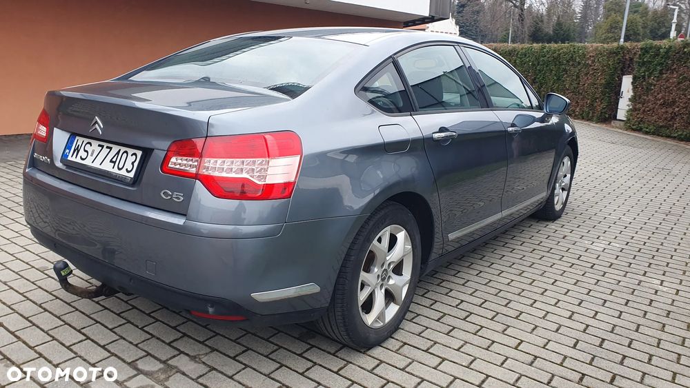 Citroën C5 2.0 16V Confort - 4