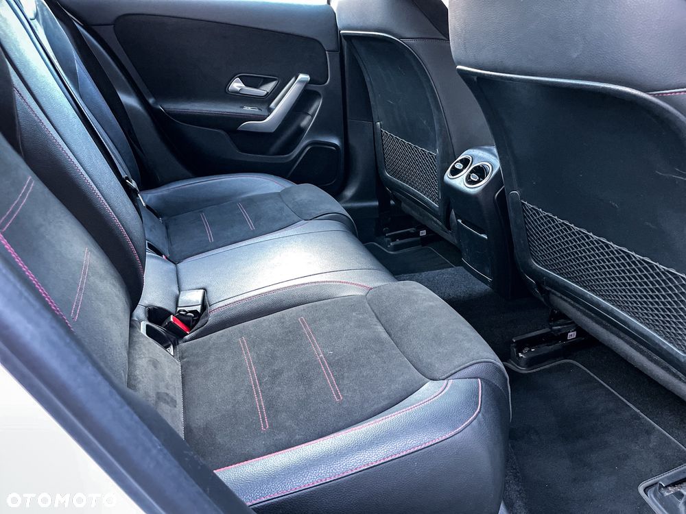 Mercedes-Benz Klasa A 180 7G-DCT AMG Line - 13