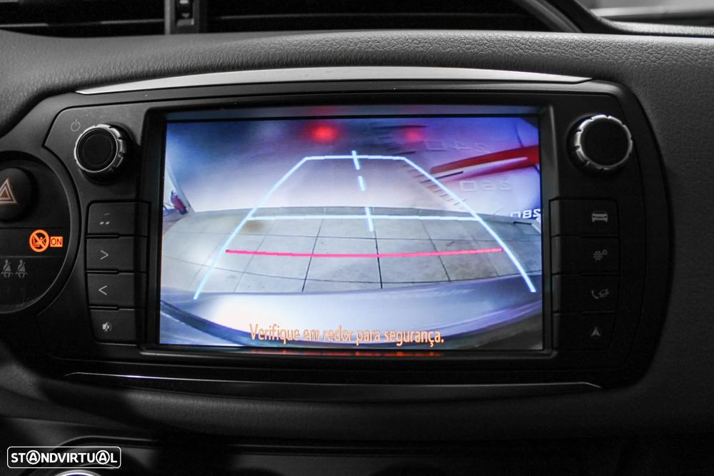 Toyota Yaris 1.4 D-4D Comfort+P.Style - 4