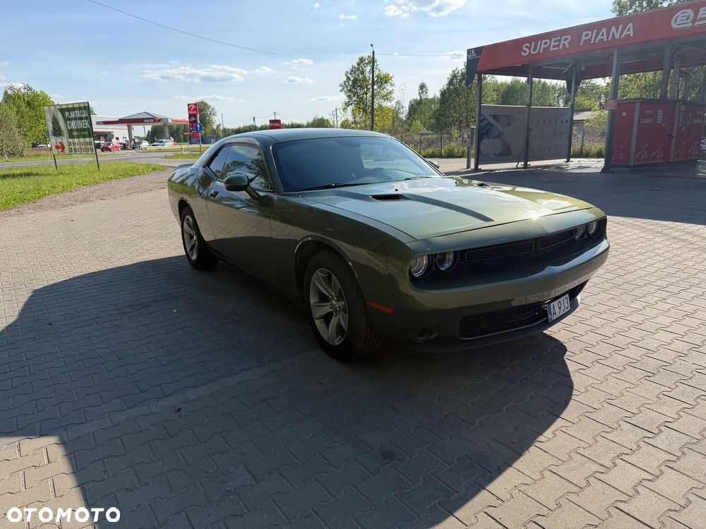 Dodge Challenger 3.6 SXT - 2