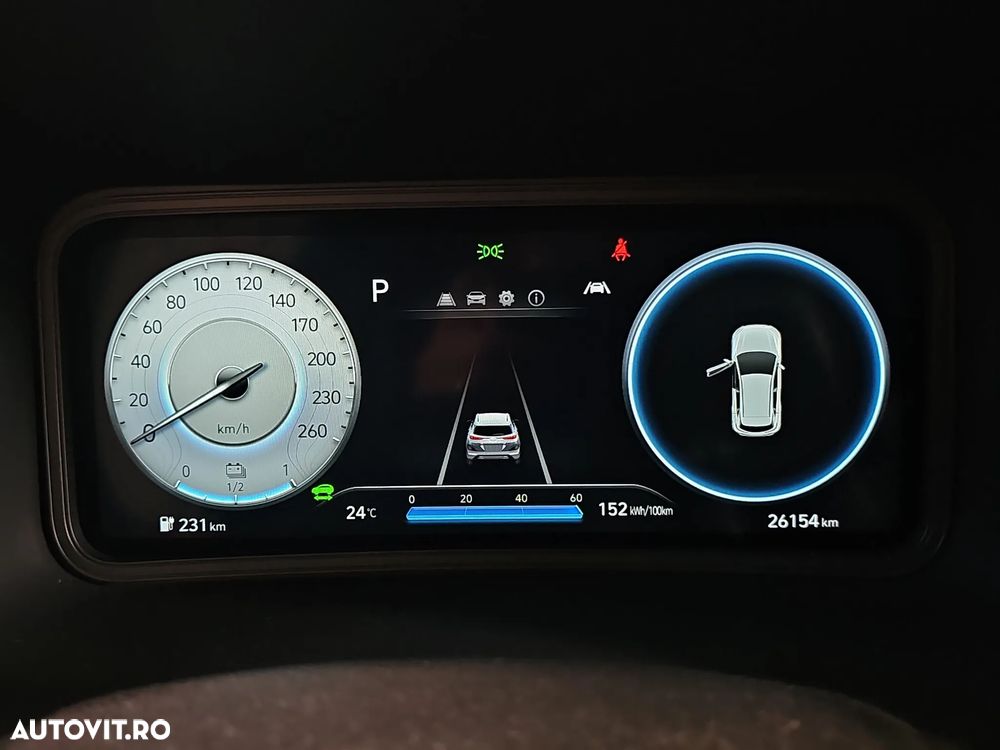 Hyundai KONA - 11