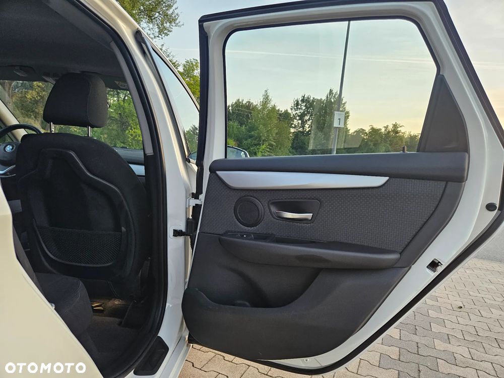 BMW Seria 2 - 18