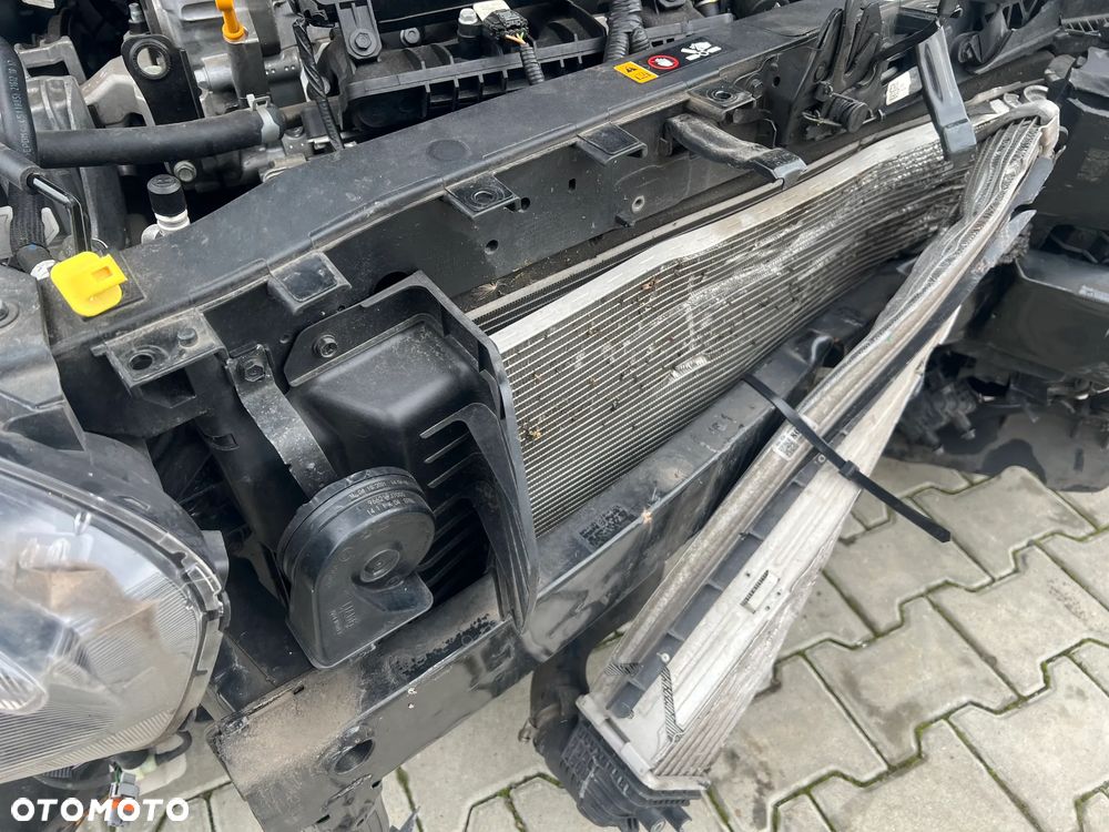 Kia XCeed 1.5 T-GDI M - 24