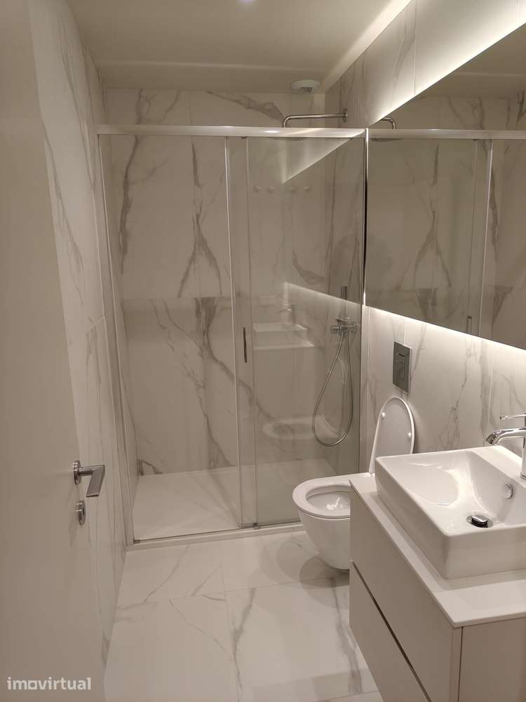 Apartamento T3 Venda em Santa Marinha e São Pedro da Afurada,Vila Nova - Grande imagem: 2/28
