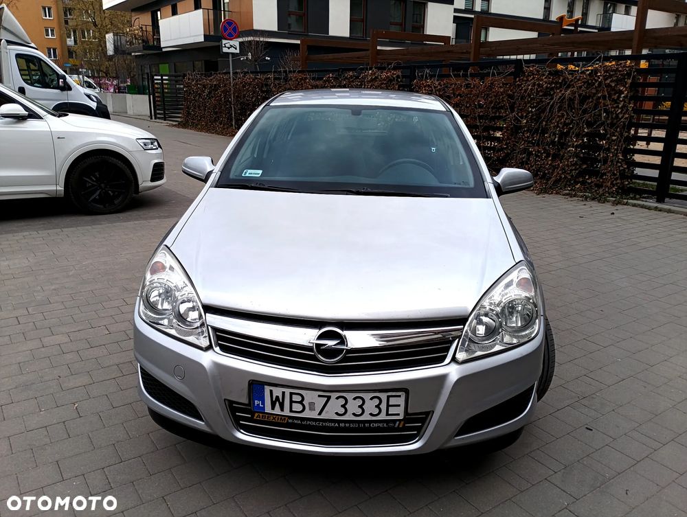 Opel Astra 1.6 Enjoy - 12