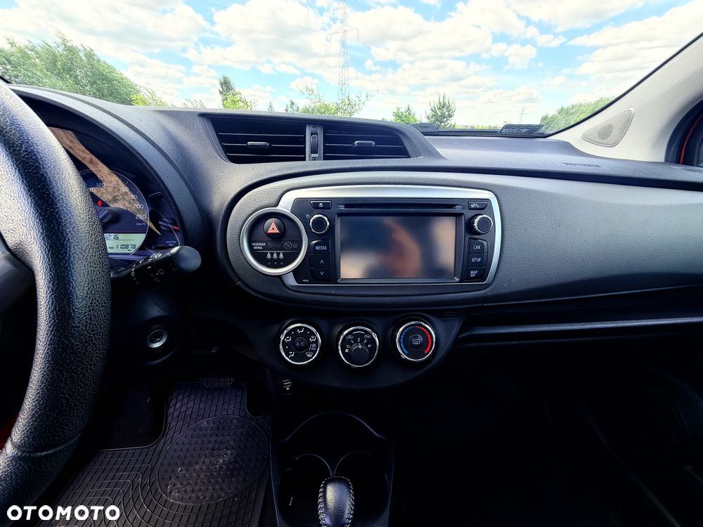Toyota Yaris 1.33 Premium MS - 15