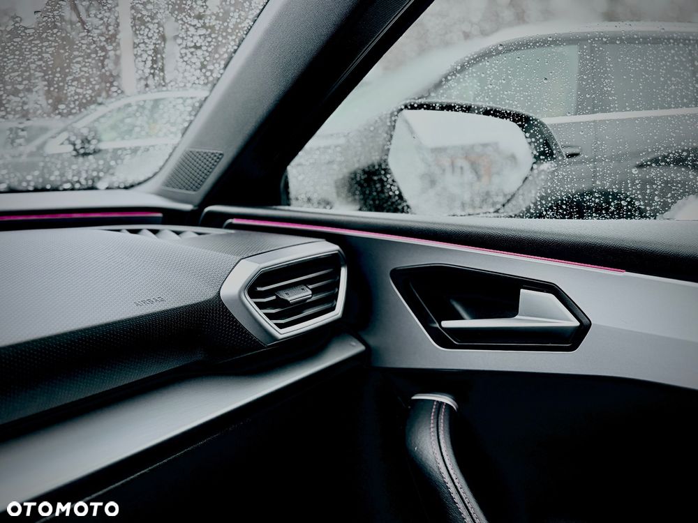 Seat Leon 1.5 eTSI OPF DSG FR - 9